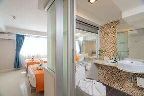 MORE Patong Hotel