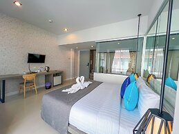 MORE Patong Hotel