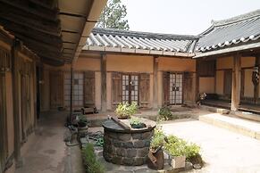Gyeamgotaek