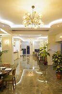 Aurasia SeaSide Hotel