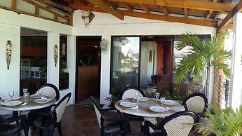 Antonio's Pension House