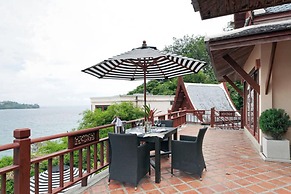 Villa H