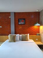Journey Hostel Suratthani
