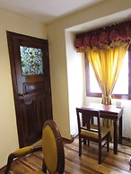 San Blas House & Suites
