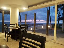 Mar Paraiso Queen