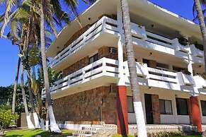 Mar Paraiso Queen