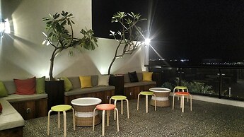 Pod House
