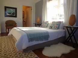 Walker Bay Manor