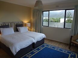 Walker Bay Manor