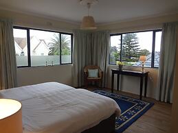 Walker Bay Manor