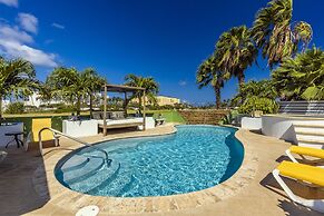 Modern Hotel Aruba