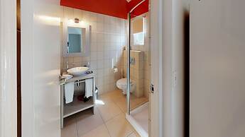 Modern Hotel Aruba