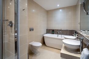 Felbridge Gatwick Hotel & Spa