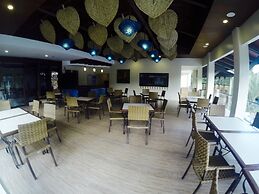 Mo2 Lagoon Coron
