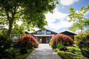 Blackwood House