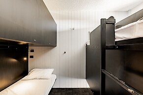 BUNK Surfers Paradise - International Backpacker Hostel