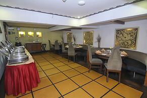 Lytton Hotel