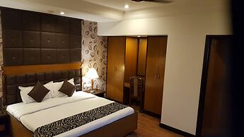 Lytton Hotel