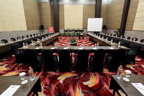 Bigland Hotel & Convention Sentul