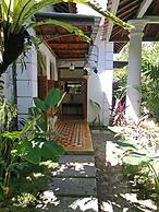 The Ermaja's Pavilion Hotel