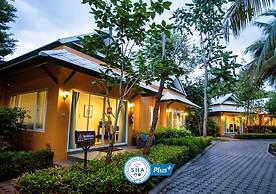 Baan Amphawa Resort & Spa