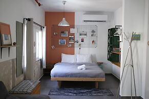Rena's House