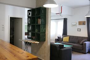 Rena's House