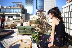 Rena's House