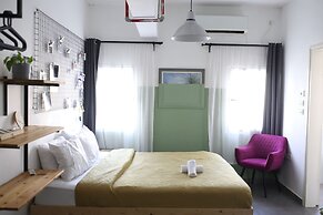 Rena's House