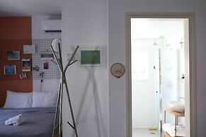 Rena's House
