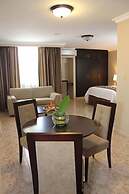 Aparthotel Sevilla Suites