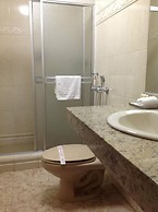 Aparthotel Sevilla Suites