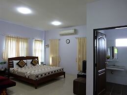 Bann Suan Rachawadee B&B
