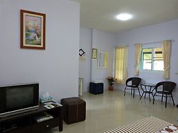 Bann Suan Rachawadee B&B