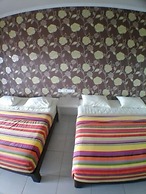 Holiday Beach Inn