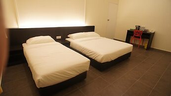 Merlin Hotel