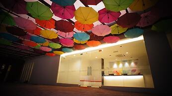 Merlin Hotel