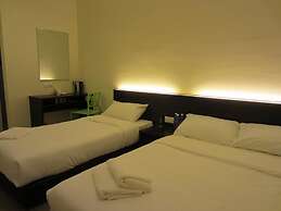 Merlin Hotel
