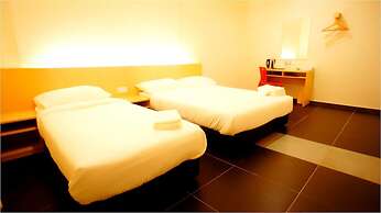 Merlin Hotel
