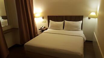 9 Square Hotel - Kota Damansara