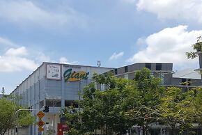 9 Square Hotel - Kota Damansara