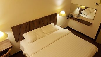 9 Square Hotel - Kota Damansara