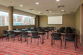 Hampton by Hilton Medellin
