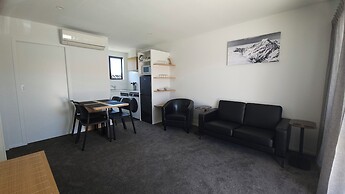 Sierra Motel