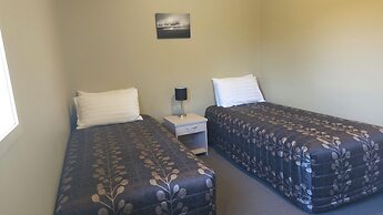 Sierra Motel