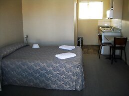 Sierra Motel