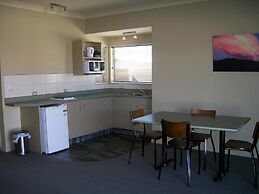 Sierra Motel