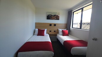 Sierra Motel