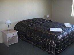 Sierra Motel