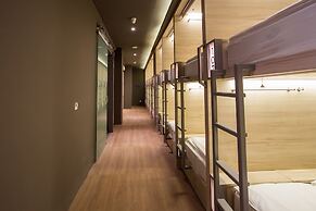 H-Ostel - Hostel